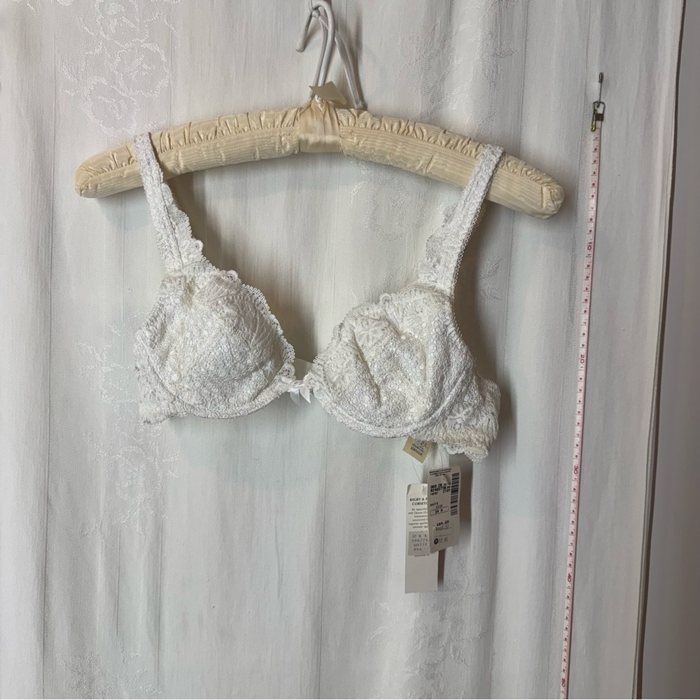 Vintage Rigby & Peller White Lace Bra